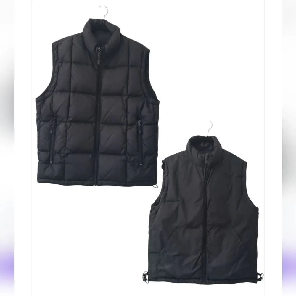 Gap Reversible Puffer Vest Size Medium